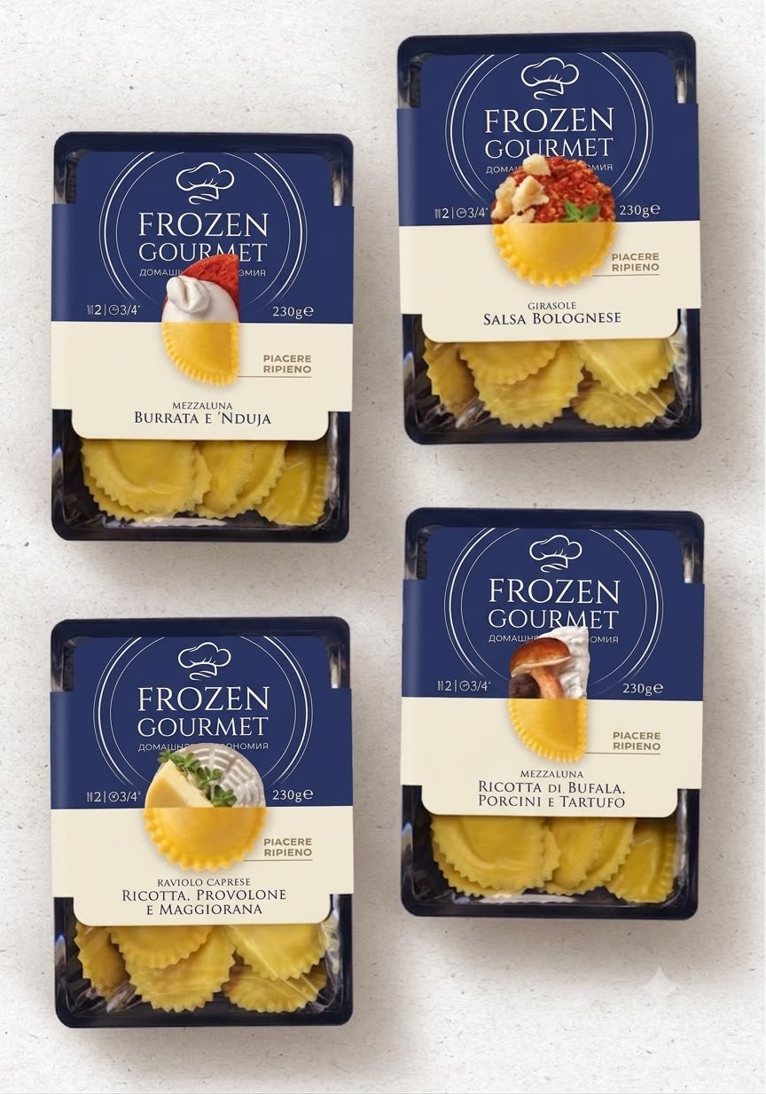 Четыре упаковки продукции Frozen Gourmet в фирменном сине-кремовом оформлении